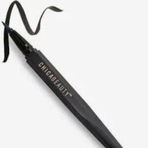 Chica Beauty - Mirame Liquid Black Eyeliner - Black